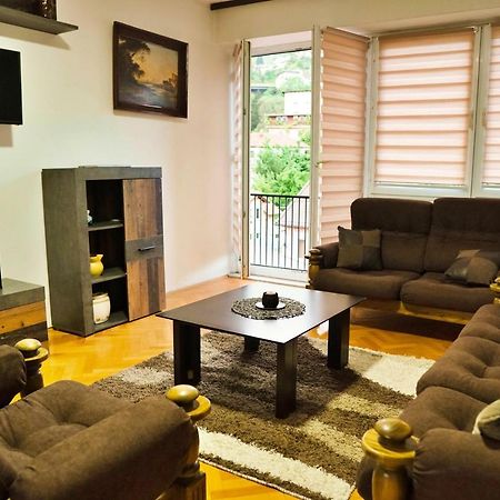 Vijecnica View 2Bdr Apartment With Balcony - Best Location Sarajevo Exterior foto