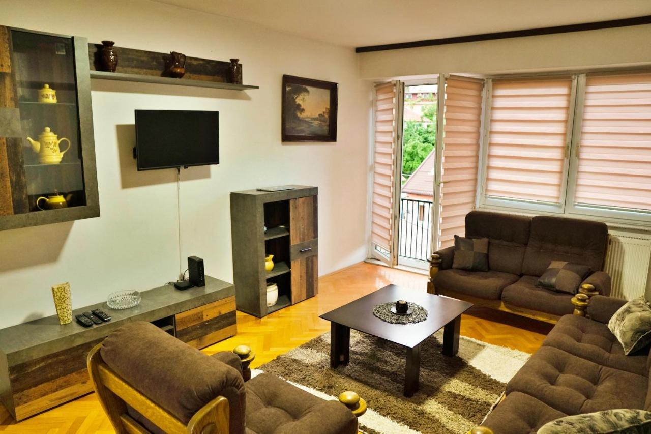 Vijecnica View 2Bdr Apartment With Balcony - Best Location Sarajevo Exterior foto